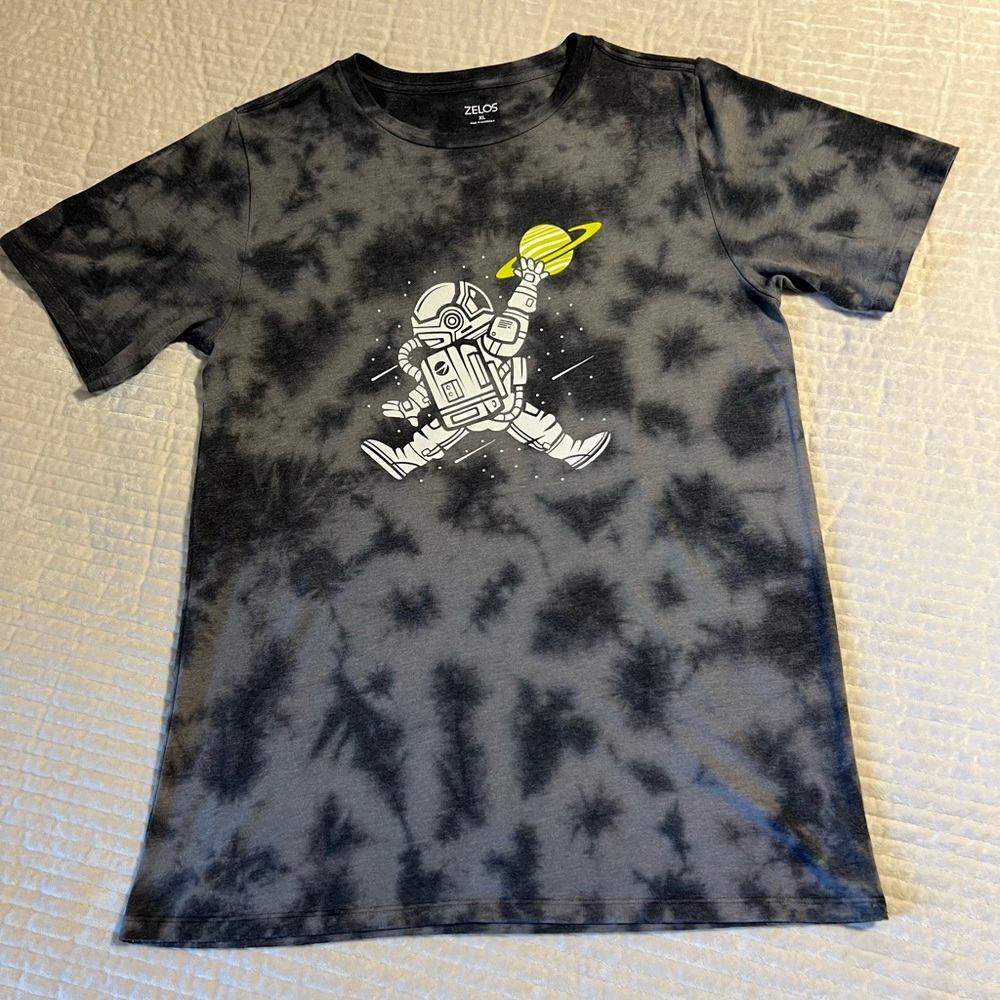 Kids Tie-dyed Astronaut Shirt Size XL